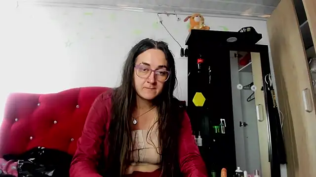 Sweet-Suck69 online show from 22, 12, 2025