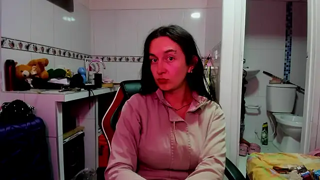 Sweet-Suck69 online show from 27, 7, 2026