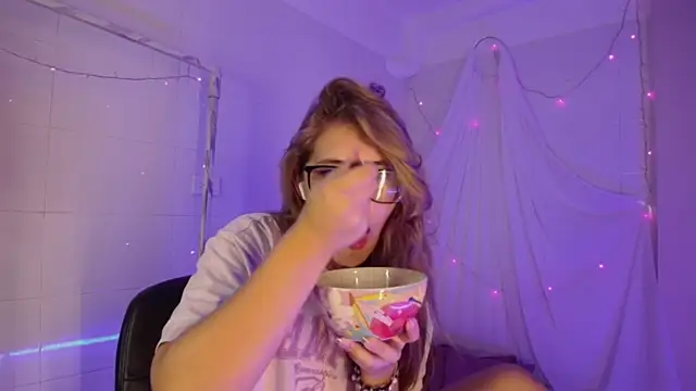 Giia paiige18 online show from 18, 12, 2025