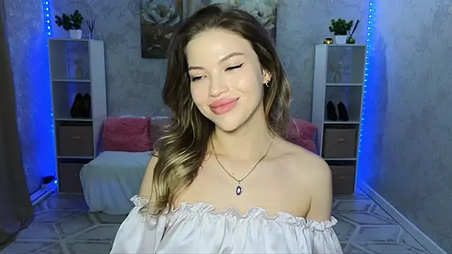 EmmyMills online show from 26, 7, 2026