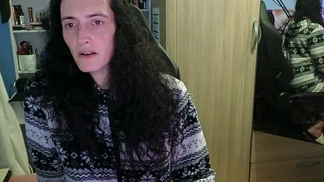 MemiKouki online show from 14, 4, 2026