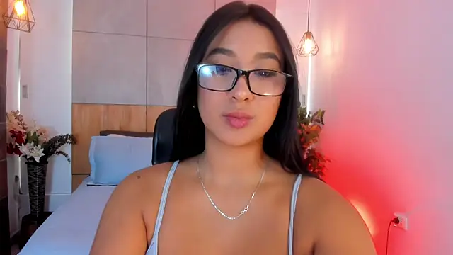 BellaHarllow online show from 24, 6, 2026