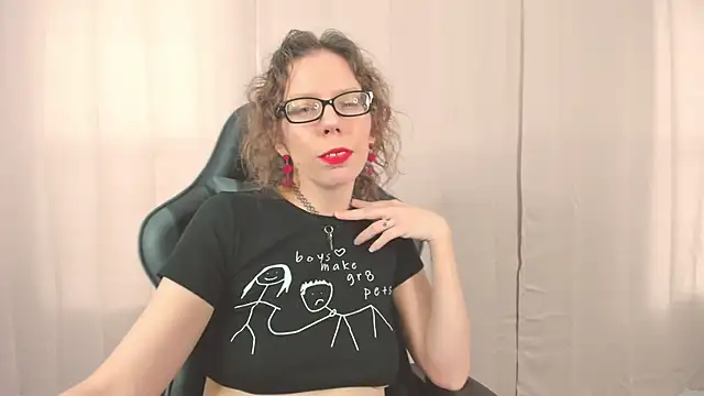 Snapshot of SaraDesirexo chatting on 29, 9, 2025 SaraDesirexo online show from 29, 9, 2025