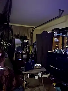 Snapshot of Avaivory chatting on 17, 3, 2025 Avaivory online show from 17, 3, 2025