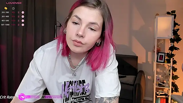 Snapshot of AnnaTrueno chatting on 25, 2, 2025 AnnaTrueno online show from 25, 2, 2025