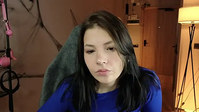 AnnaTrueno online show from 5, 11, 2025