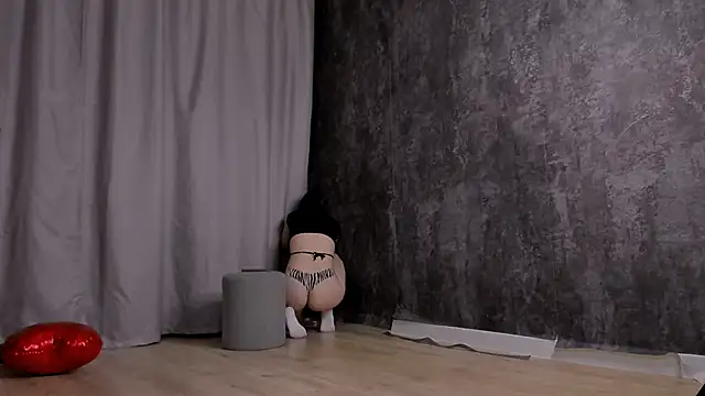 AnnaTrueno online show from 2, 3, 2026