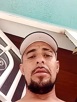 Snapshot of fire_menxxx001 chatting on 2, 2, 2025 fire menxxx001 online show from 2, 2, 2025