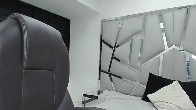 Catherinee69 x online show from 17, 2, 2026