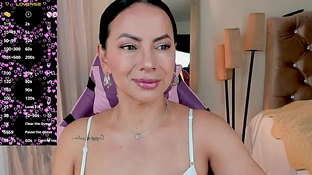 veronika naughty online show from 30, 9, 2025