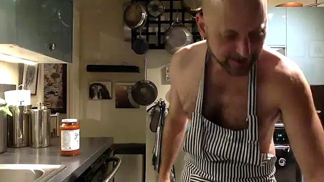 Snapshot of jrdaddysf chatting on 5, 1, 2025 jrdaddysf online show from 5, 1, 2025