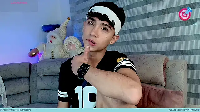 Niico Cruz online show from 4, 12, 2025