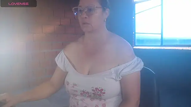 Snapshot of hairyglad69 chatting on 3, 5, 2026 hairyglad69 online show from 3, 5, 2026