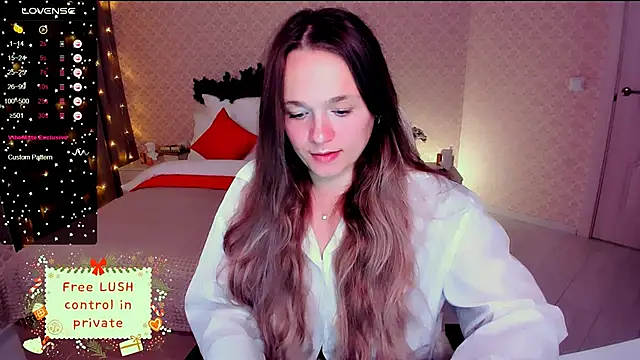 Snapshot of SherillBrill chatting on 19, 12, 2024 SherillBrill online show from 19, 12, 2024