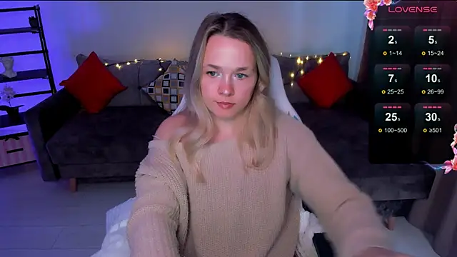 Snapshot of SherillBrill chatting on 2, 2, 2025 SherillBrill online show from 2, 2, 2025