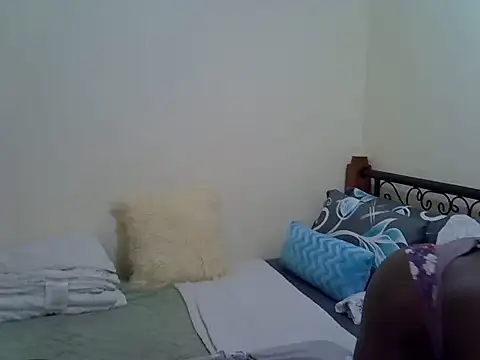 Snapshot of Sweet_Bear chatting on 1, 6, 2026 Sweet Bear online show from 1, 6, 2026