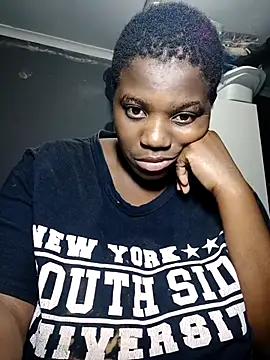 Snapshot of Bigchoccojugsxx chatting on 14, 2, 2026 Bigchoccojugsxx online show from 14, 2, 2026