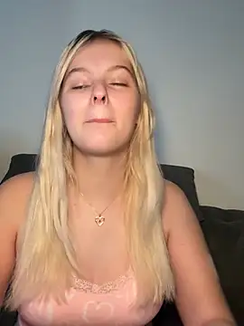 Allylove03 online show from 14, 2, 2026