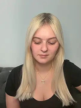 Allylove03 online show from 13, 4, 2026