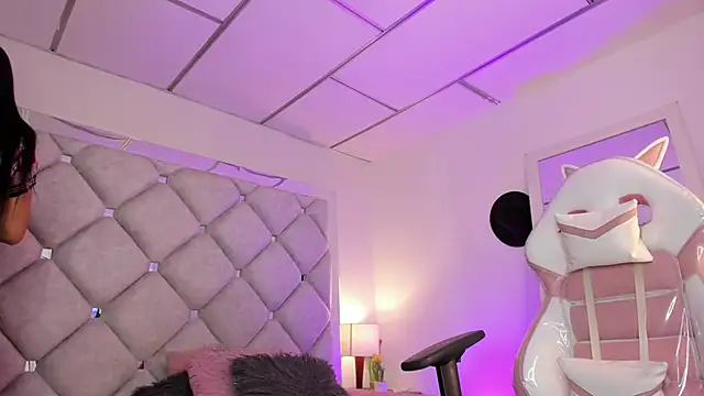 alessiaferry online show from 18, 10, 2025