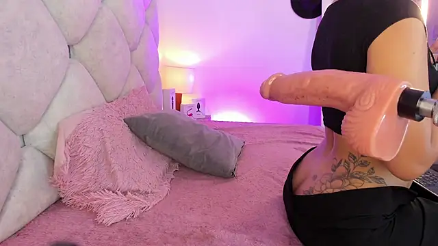 alessiaferry online show from 24, 7, 2026