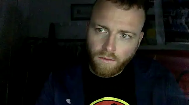 Pelirrojo1234 online show from 6, 2, 2025