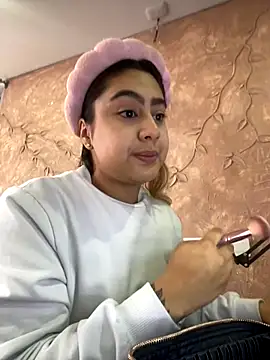 Miabonnett  online show from 8, 10, 2025