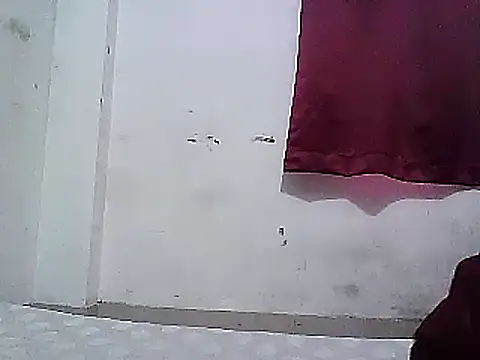 Snapshot of Model-Tanya chatting on 2, 2, 2025 Model-Tanya online show from 2, 2, 2025