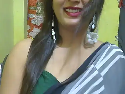 Snapshot of Model-Tanya chatting on 10, 2, 2025 Model-Tanya online show from 10, 2, 2025