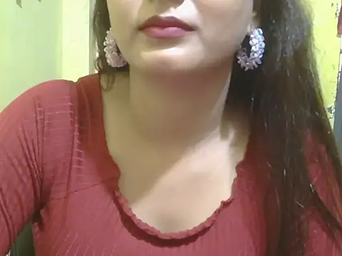 Snapshot of Model-Tanya chatting on 11, 2, 2025 Model-Tanya online show from 11, 2, 2025