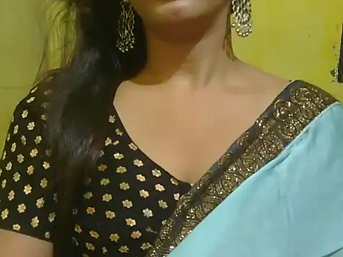 Snapshot of Model-Tanya chatting on 13, 2, 2025 Model-Tanya online show from 13, 2, 2025