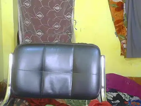 Snapshot of Model-Tanya chatting on 5, 3, 2025 Model-Tanya online show from 5, 3, 2025