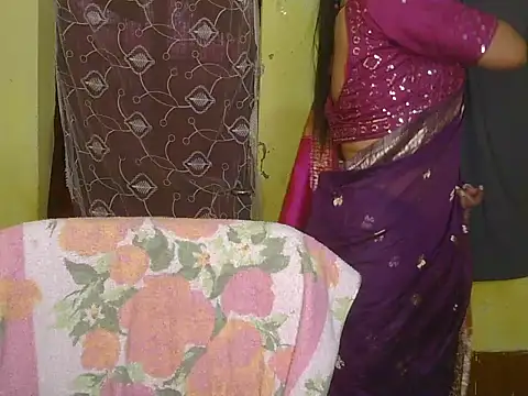 Snapshot of Model-Tanya chatting on 7, 3, 2025 Model-Tanya online show from 7, 3, 2025