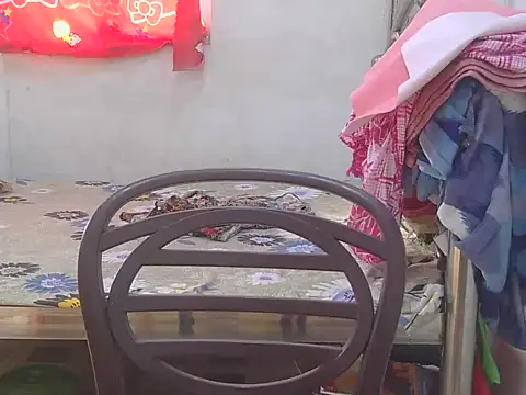 Snapshot of Model-Tanya chatting on 10, 3, 2025 Model-Tanya online show from 10, 3, 2025