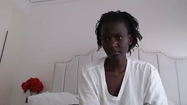 ebony villiet online show from 3, 7, 2026