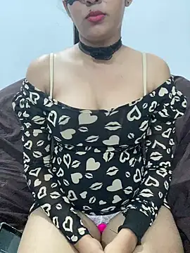 Snapshot of little_shadow chatting on 3, 3, 2025 little shadow online show from 3, 3, 2025