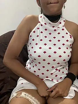 Snapshot of little_shadow chatting on 9, 3, 2025 little shadow online show from 9, 3, 2025