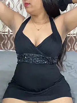 Snapshot of little_shadow chatting on 17, 9, 2025 little shadow online show from 17, 9, 2025