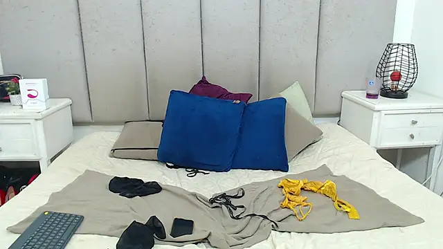 Snapshot of AmbarJacksonn_ chatting on 4, 12, 2024 AmbarJacksonn online show from 4, 12, 2024