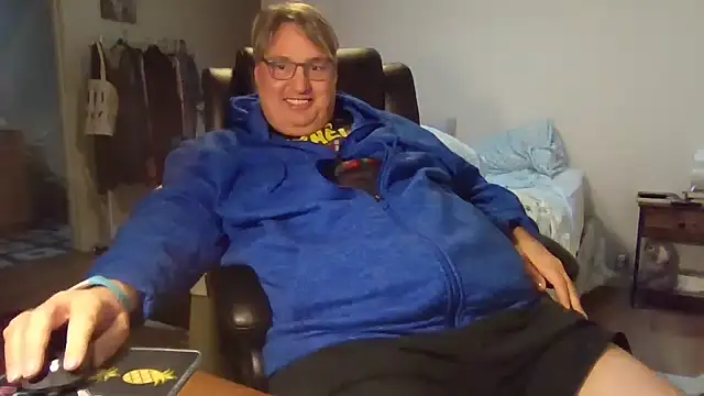 Snapshot of wvalentino chatting on 2, 2, 2025 wvalentino online show from 2, 2, 2025