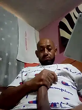 pineda1689 online show from 2, 3, 2025