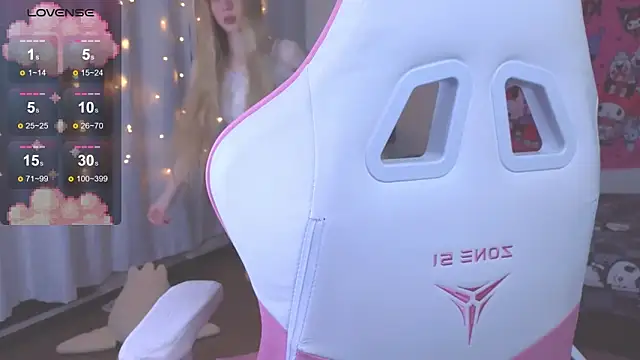 Snapshot of Milia_Parker chatting on 26, 10, 2025 Milia Parker online show from 26, 10, 2025