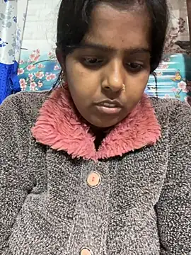 Beauty-queen online show from 2, 2, 2025