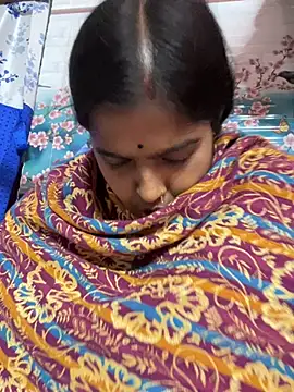 Beauty-queen online show from 5, 2, 2025