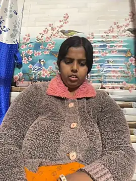 Beauty-queen online show from 19, 2, 2025