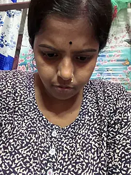 Beauty-queen online show from 5, 3, 2025