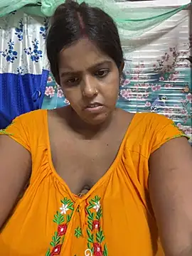 Snapshot of Beauty-queen chatting on 10, 7, 2026 Beauty-queen online show from 10, 7, 2026