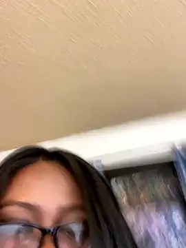 ebonysnow225 online show from 8, 1, 2026