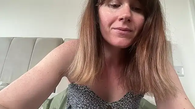 Snapshot of redheadrosie69 chatting on 17, 6, 2026 redheadrosie69 online show from 17, 6, 2026