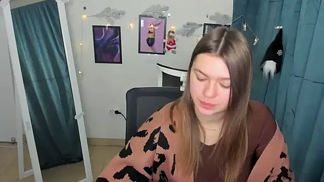 Josephine Kiss online show from 14, 12, 2024